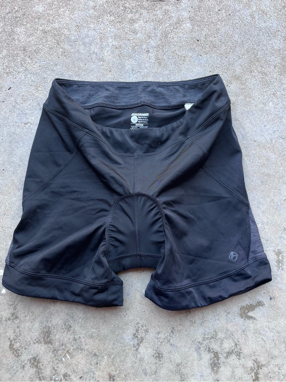 Bontrager Vella Woman’s Black Bike Cycling Shorts size L